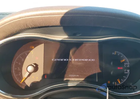 2016 Jeep Grand Cherokee Overland z USA, uszkodzony, nr VIN 1C4RJECG9GC335972